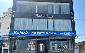 Hotel Lotus Inn